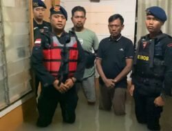 Brimob Tanggap Bencana Banjir di Kabupaten Karimun