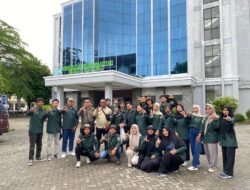 PT Timah dorong Praktikum Ekosistem Pesisir di Pulau Kelapan, Mahasiswa Observasi Langsung ke Alam