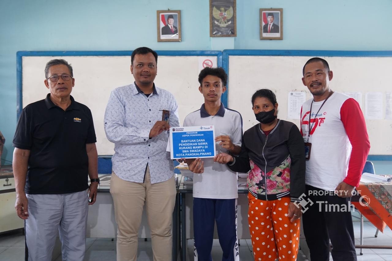 Dukung Generasi Muda Berprestasi, PT TIMAH Tbk Berikan Beasiswa Pendidikan untuk Pelajar SMA di Pangkalpinang