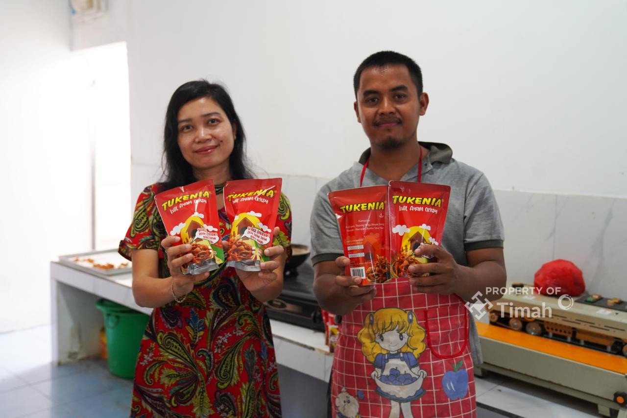 Bangkit di Tengah Pandemi, Nia Sukses Kembangkan Camilan Kulit Ayam 'Tukenia' Berkat Dukungan PT Timah Tbk