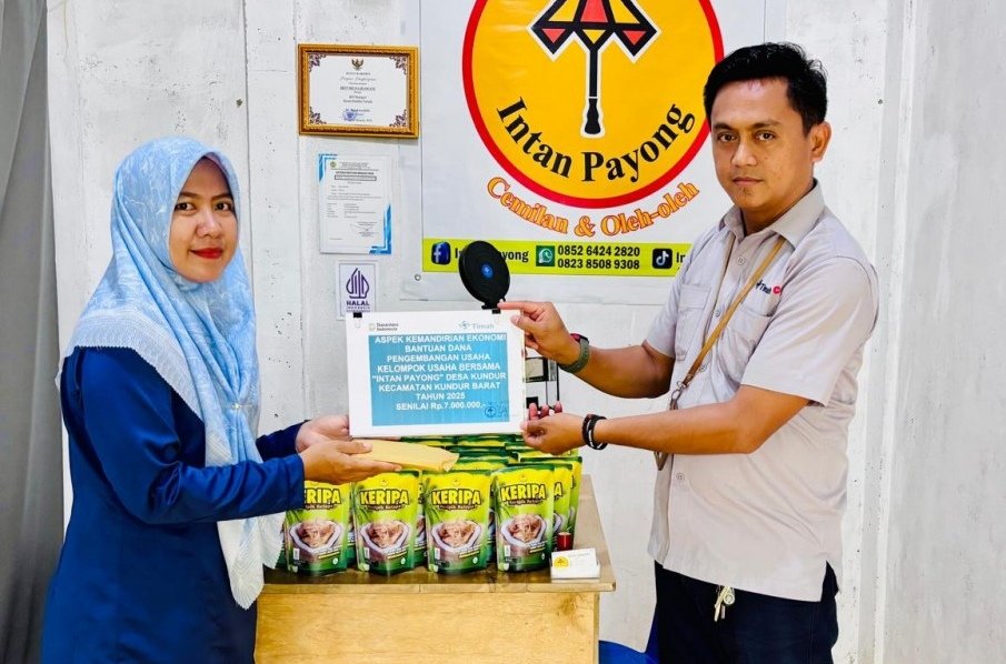 Sinergi Gerakan Ekonomi Rakyat, PT TIMAH Tbk Bantu UMKM KUBE Intan Payong Perkuat Kapasitas Produksi