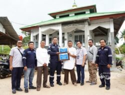 Dukung Kegiatan Keagamaan Masyarakat, PT TIMAH Tbk Serahkan Bantuan Untuk Musala Al Barokah