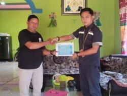 Tingkatkan Hasil Tangkapan Nelayan, PT TIMAH Tbk Serahkan Jaring untuk KUB Karya Bersatu