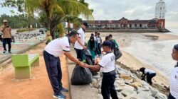 Lanal TBK Inisiator Bersih Pantai Dalam Rangka Indonesia Asri