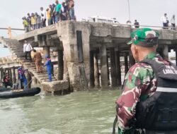 Lanal TBK bersama SAR Gabungan Evakuasi Mayat Yang Ditemukan Mengapung di Perairan Karimun