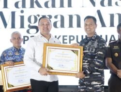 Lanal TBK Raih Penghargaan Prestasi dan Peran Aktif Dalam Mewujudkan Tata Kelola PMI