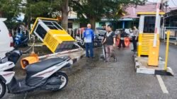 Portal Gate Parkir Pelabuhan Karimun Milik PT MPK Rusak Usai Ditabrak
